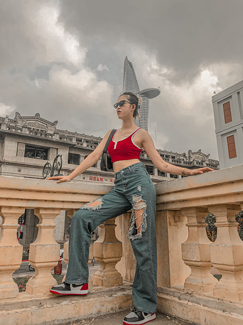 Quan điểm tình yêu “chất như nước cất” của con gái Khánh Hòa